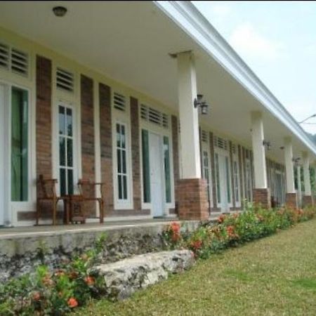 Green Sentul Indah Hotel And Resort Tjiteureup Extérieur photo